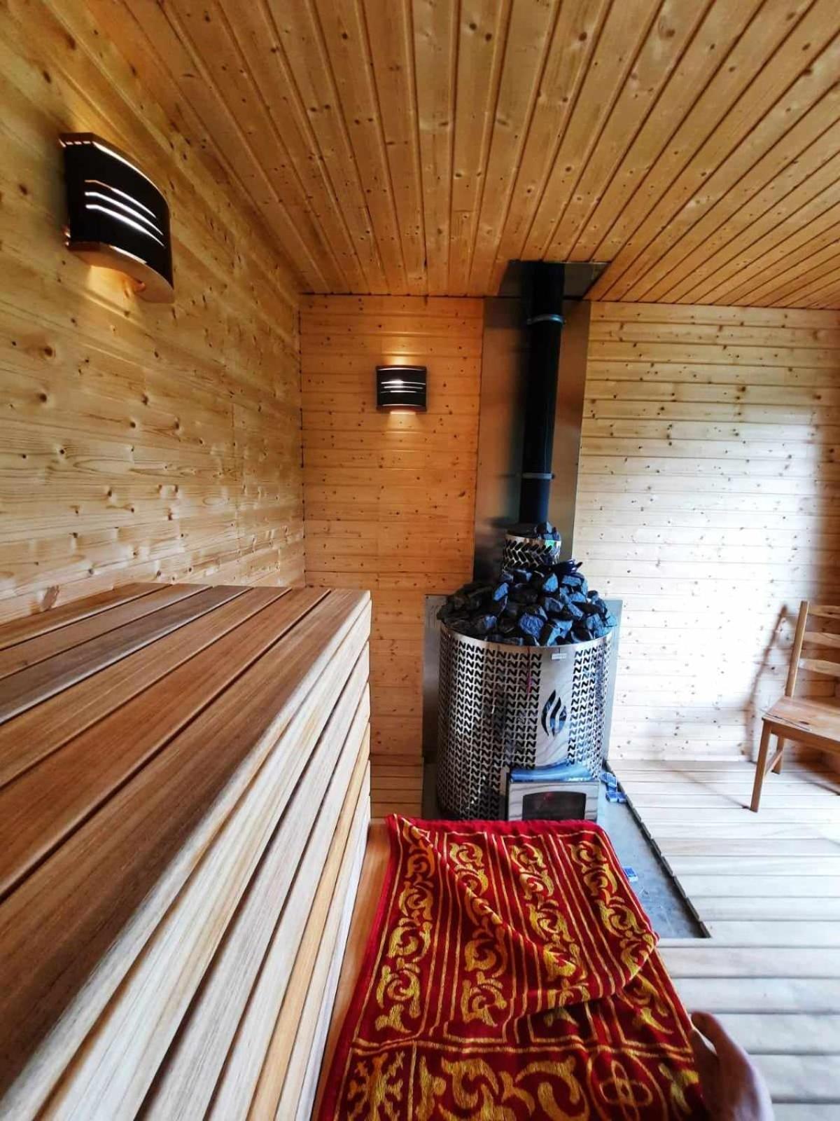 Forteca, Pokoje Goscinne Nad Stawem Dzierzoniow Luaran gambar